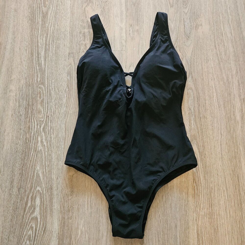 Profile by Gottex One Piece Swimsuit Women Size 8 Black Macrame Accent Padded